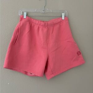 Aritzia super puff sweat shorts. Size: small